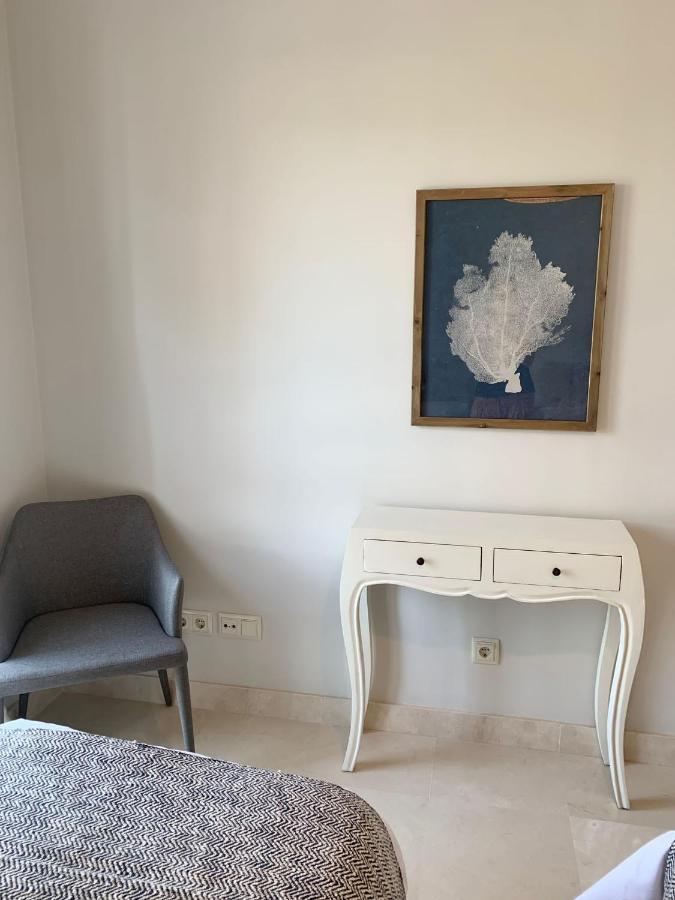 Sotogrande Alboaire- Waterfront Luxury 4 Bedroom Apt In The Marina Of Сотогранде Екстериор снимка