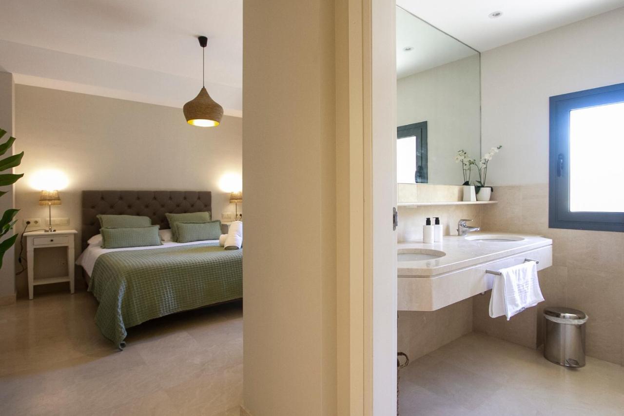 Sotogrande Alboaire- Waterfront Luxury 4 Bedroom Apt In The Marina Of Сотогранде Екстериор снимка